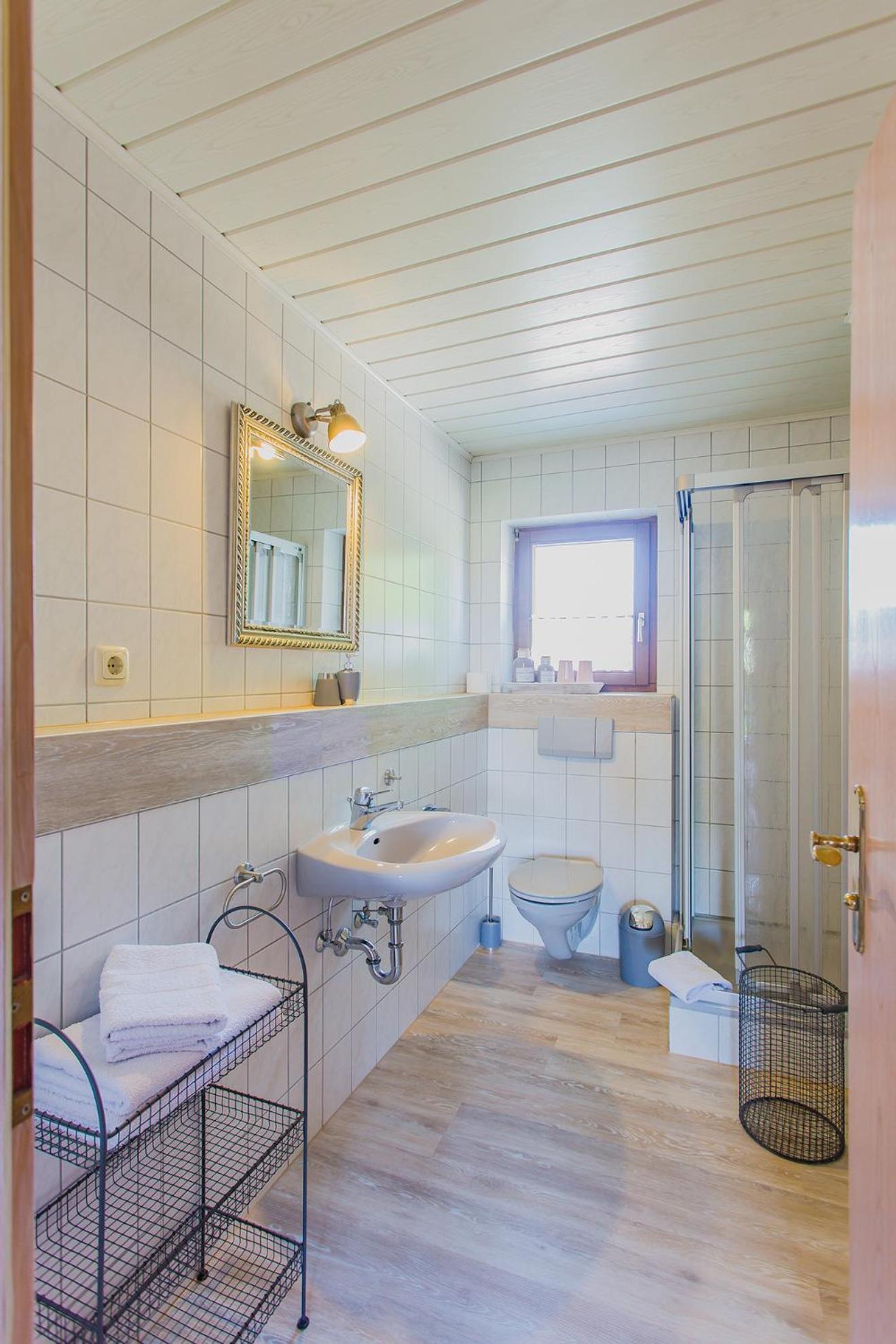 באד פיסינג Gaestehaus Chalet-Perle מראה חיצוני תמונה